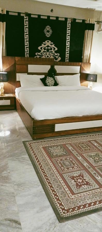 Bed & Breakfast Islamabad Hotel ภายนอก รูปภาพ
