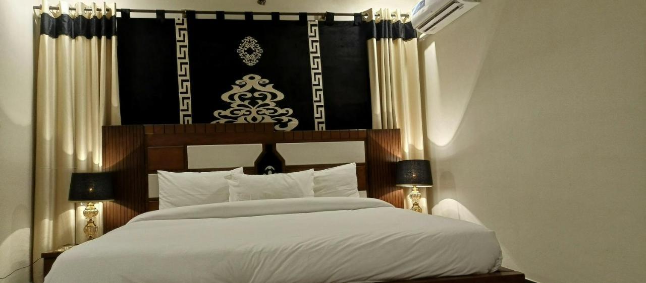 Bed & Breakfast Islamabad Hotel ภายนอก รูปภาพ