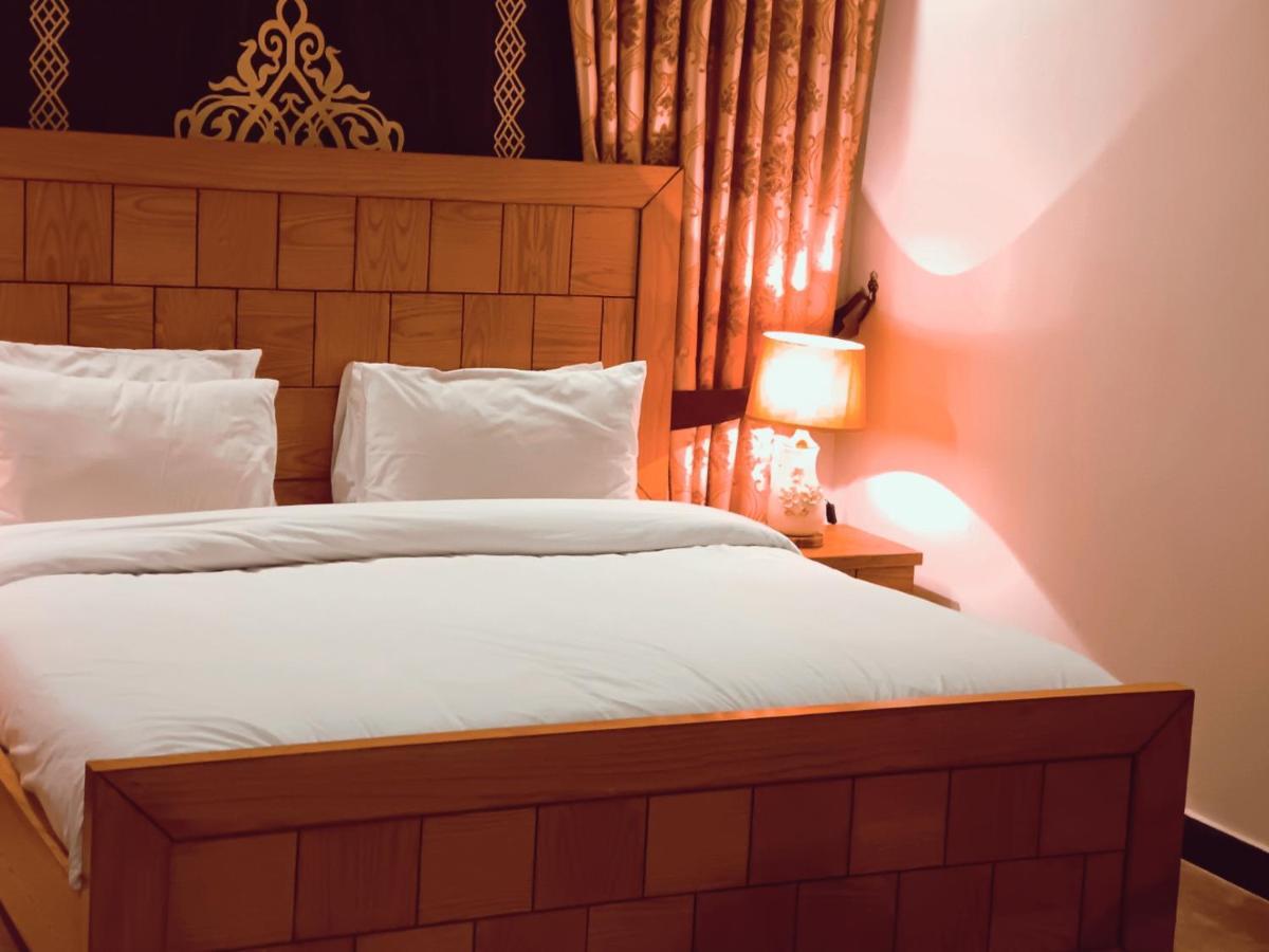 Bed & Breakfast Islamabad Hotel ภายนอก รูปภาพ