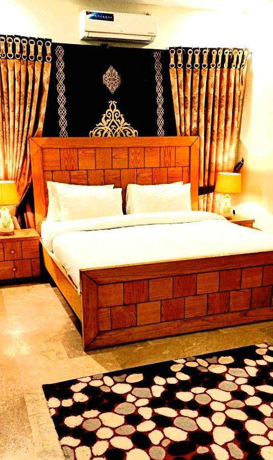 Bed & Breakfast Islamabad Hotel ภายนอก รูปภาพ