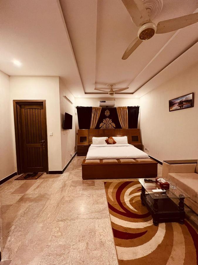 Bed & Breakfast Islamabad Hotel ภายนอก รูปภาพ
