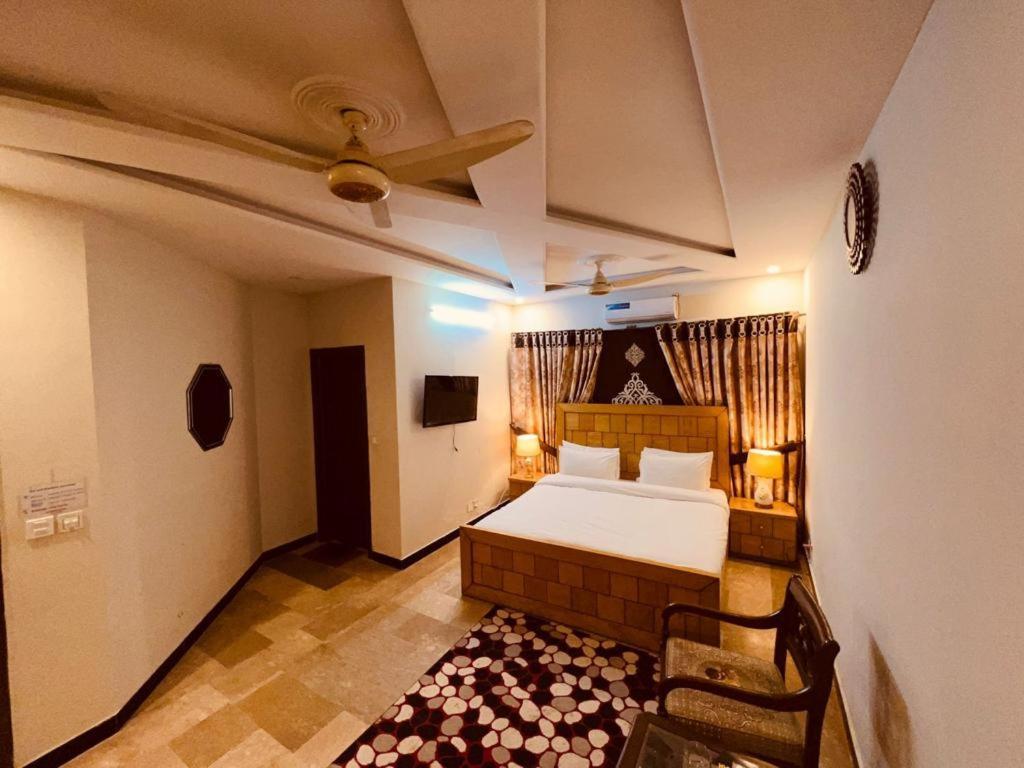 Bed & Breakfast Islamabad Hotel ภายนอก รูปภาพ